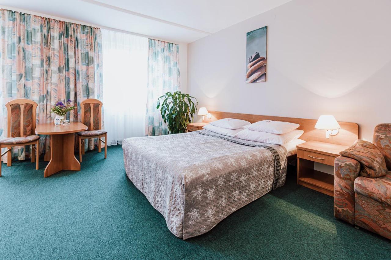 Hotel Gromada Medical Spa Бусько-Здруй Екстер'єр фото
